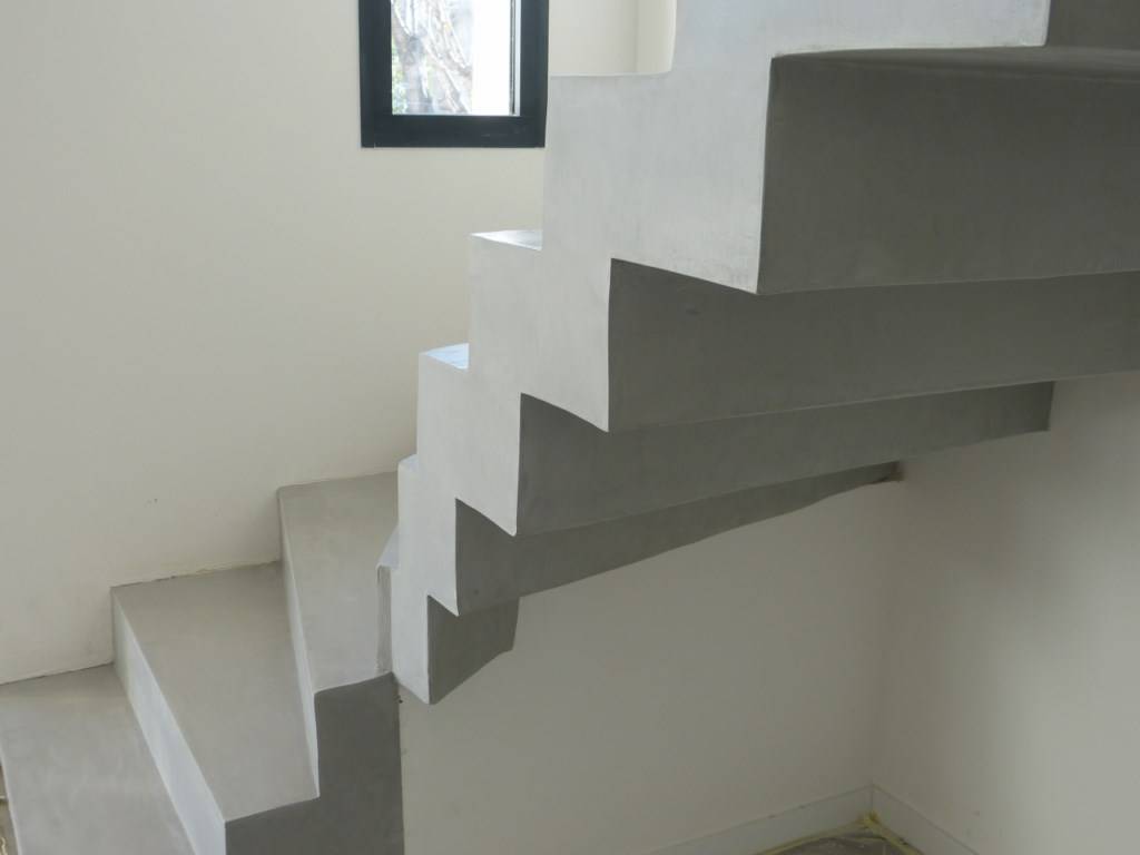 Création d'escalier en béton Levallois-Perret